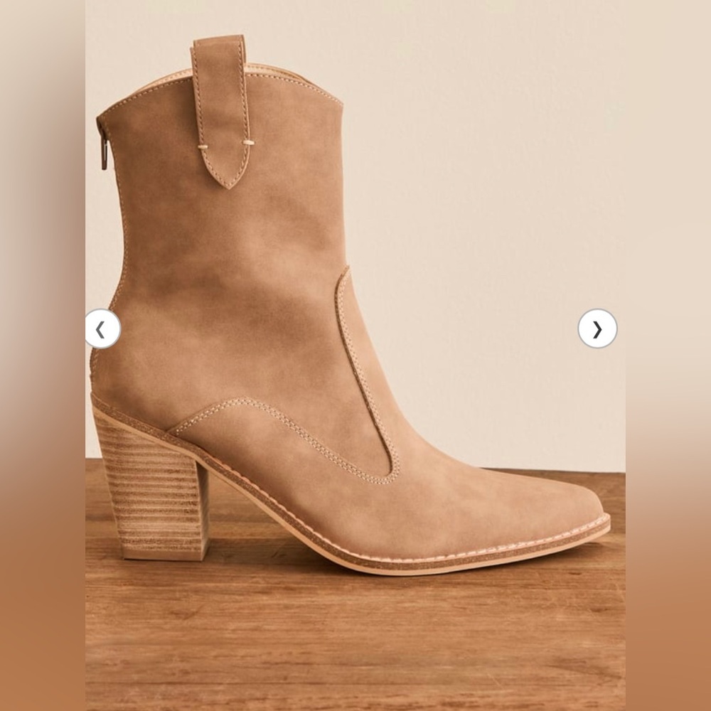NWT Altar’d State Tara Ankle Western Heeled Booties - Picture 3 of 12
